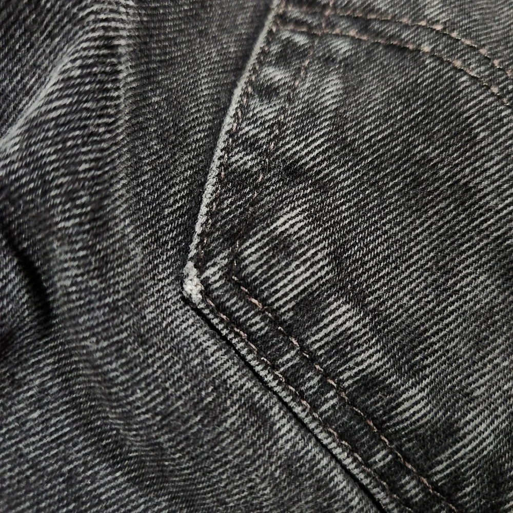 Levis size tag